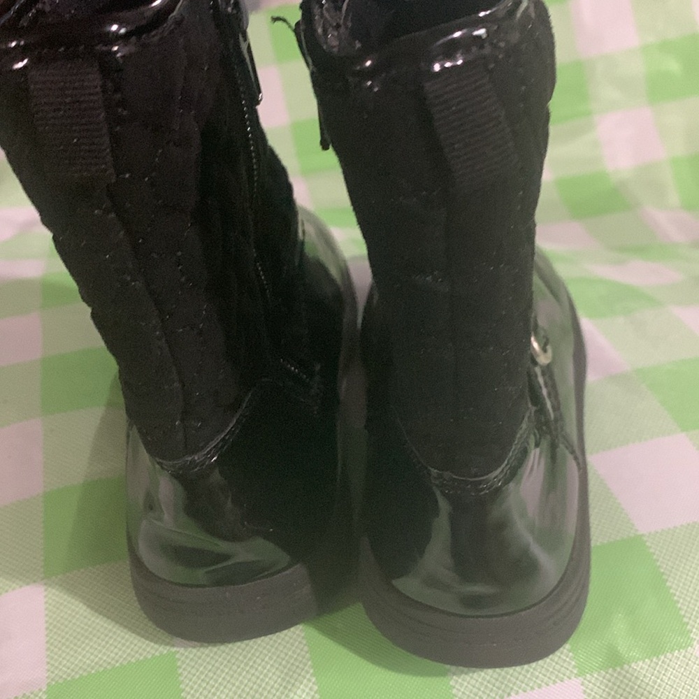 Carters boots - Picture 3 of 4